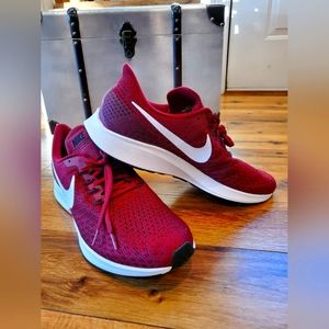 NIKE ZOOM PEGASUS 35